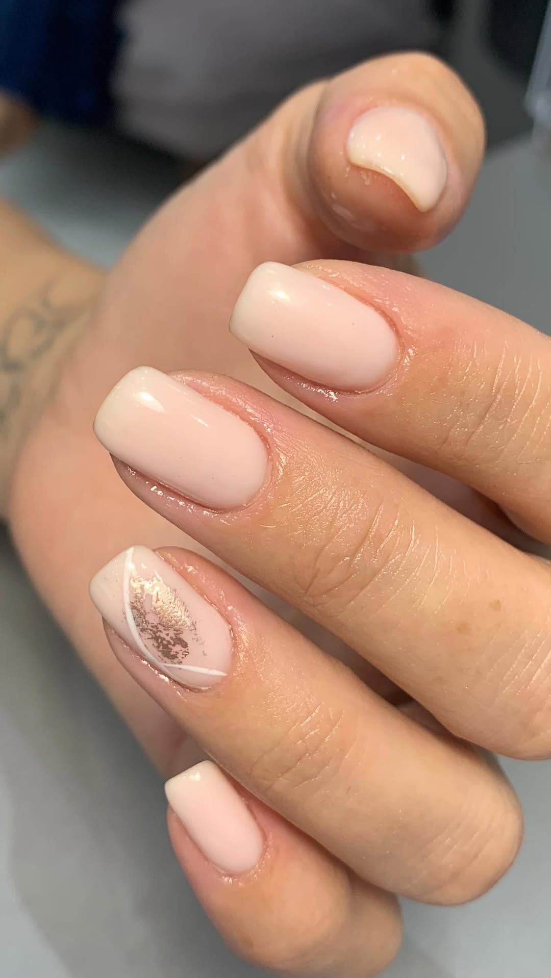 Post 10 by Vanesa’s Nails🌸 on Instagram (video)