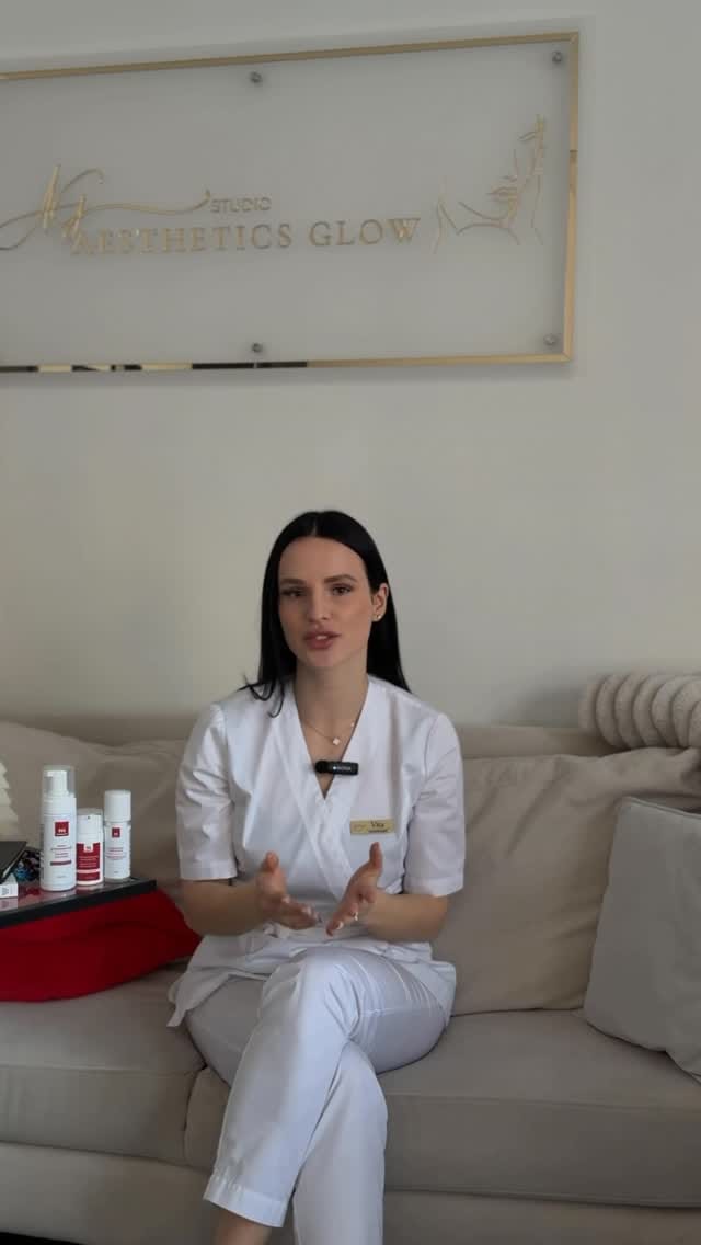 Post 4 by Cosmetolog | London 🇺🇦🇬🇧 LIPS | BOTOX on Instagram (video)