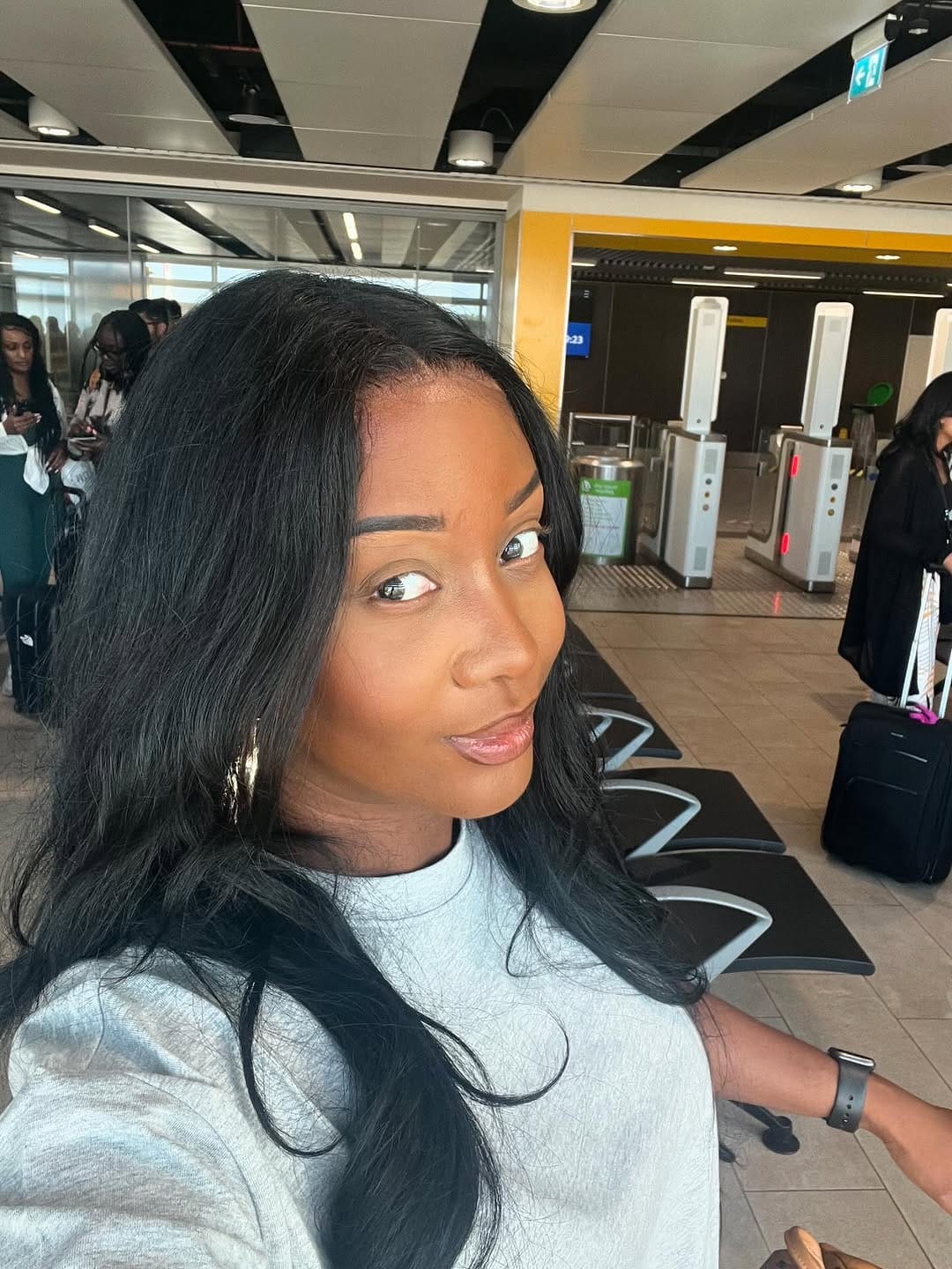 Post 5 by Leah Prescod on Instagram (carousel)