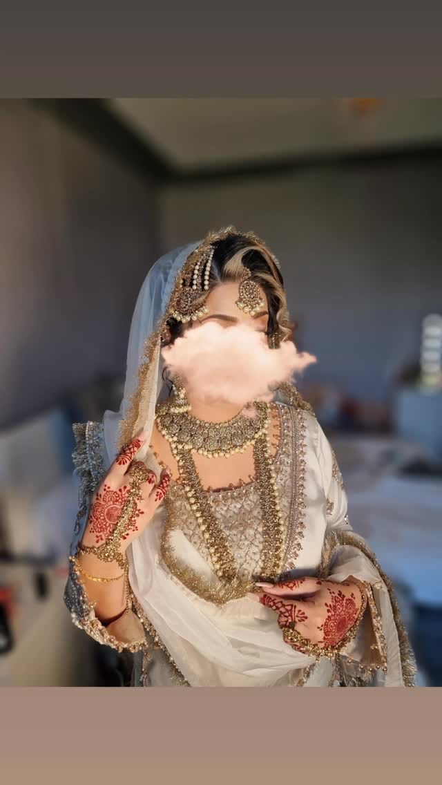 Post 3 by Bridal and Party Hair & Makeup Artist on Instagram (video)