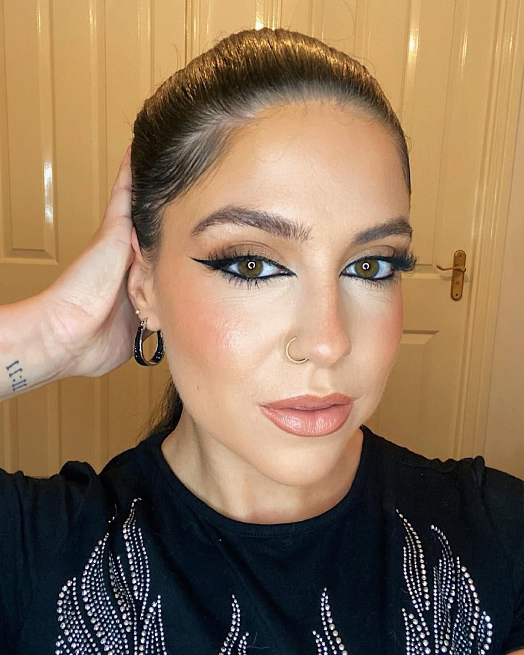 Post 2 by H.M Artistry on Instagram (image)