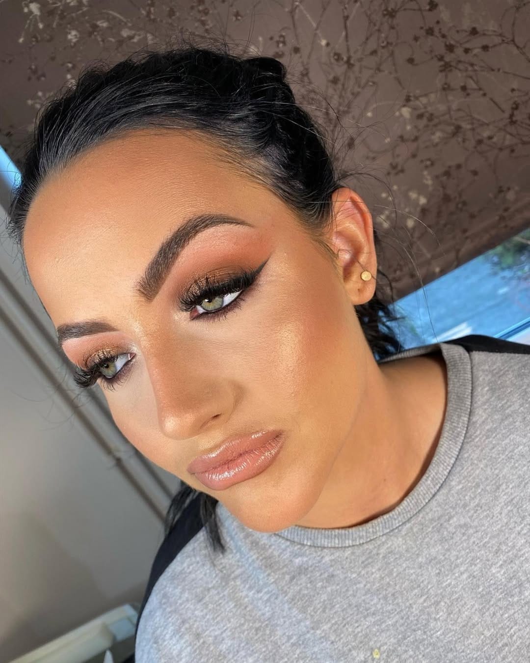 Post 10 by H.M Artistry on Instagram (image)