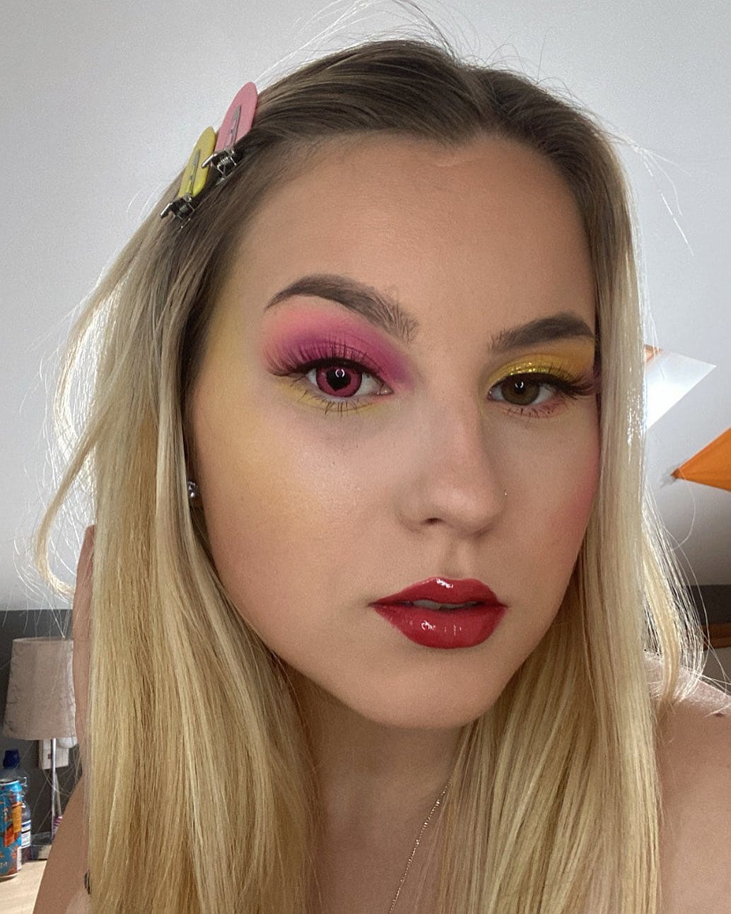 Post 5 by HVmakeup on Instagram (image)