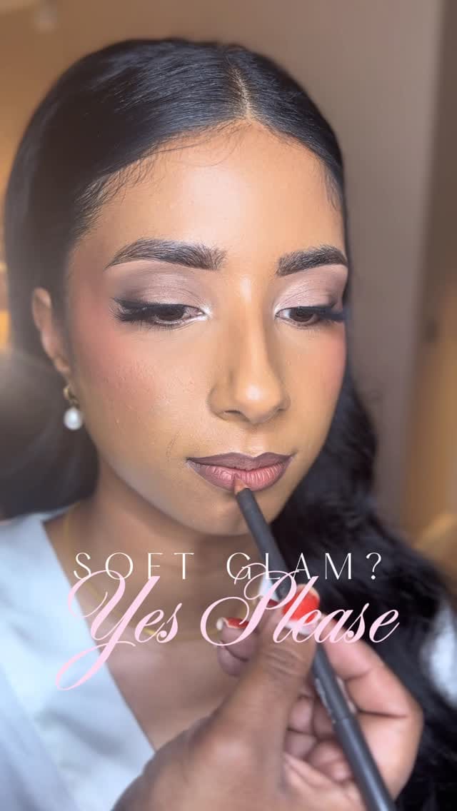 Post 3 by Shindy Makeup Artist,  Hair Stylist & Saree Drapist on Instagram (video)