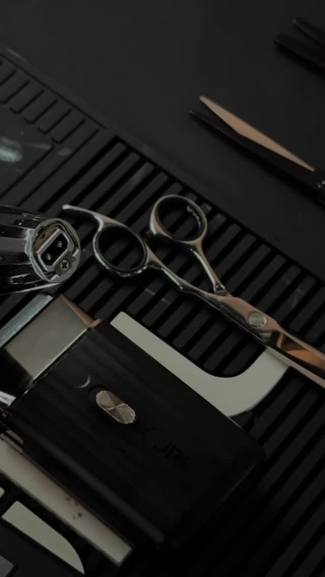 Post 4 by Beauty Salon London/Nails/Hair/Eyelashes/Eyebrows/Make up on Instagram (video)