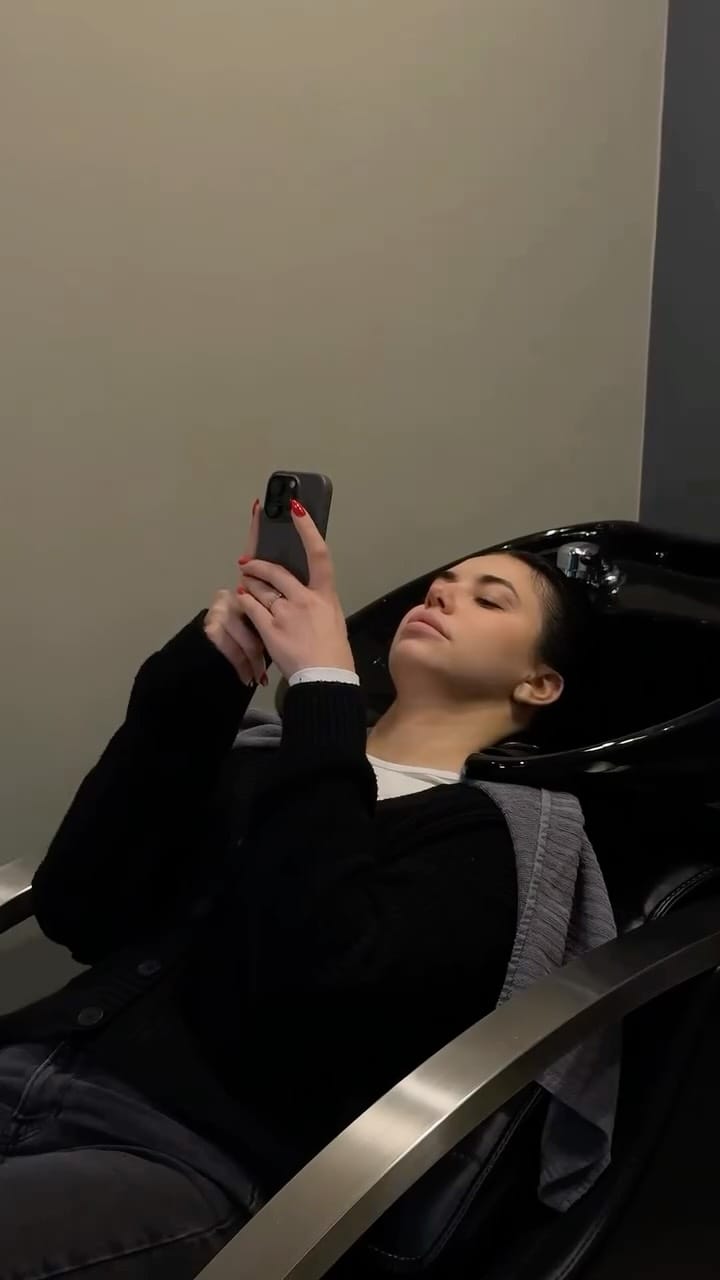 Post 2 by Beauty Salon London/Nails/Hair/Eyelashes/Eyebrows/Make up on Instagram (video)