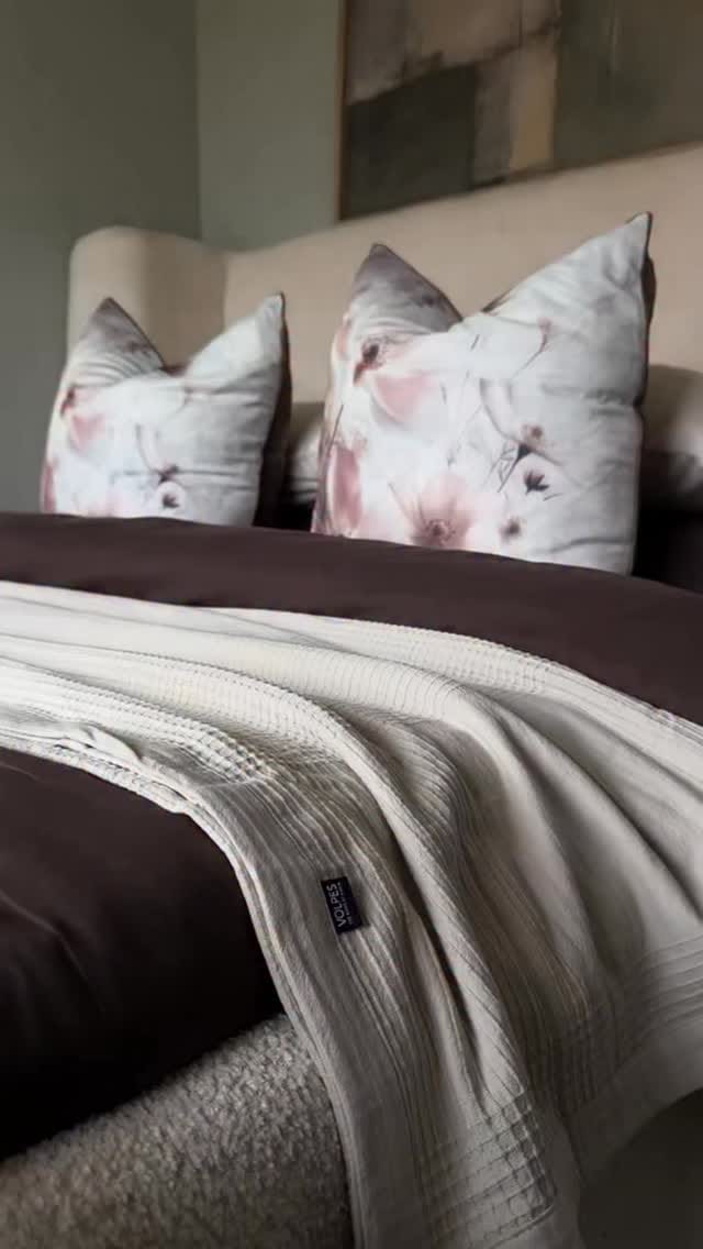 Post 5 by Mbali Gwebushe on Instagram (video)