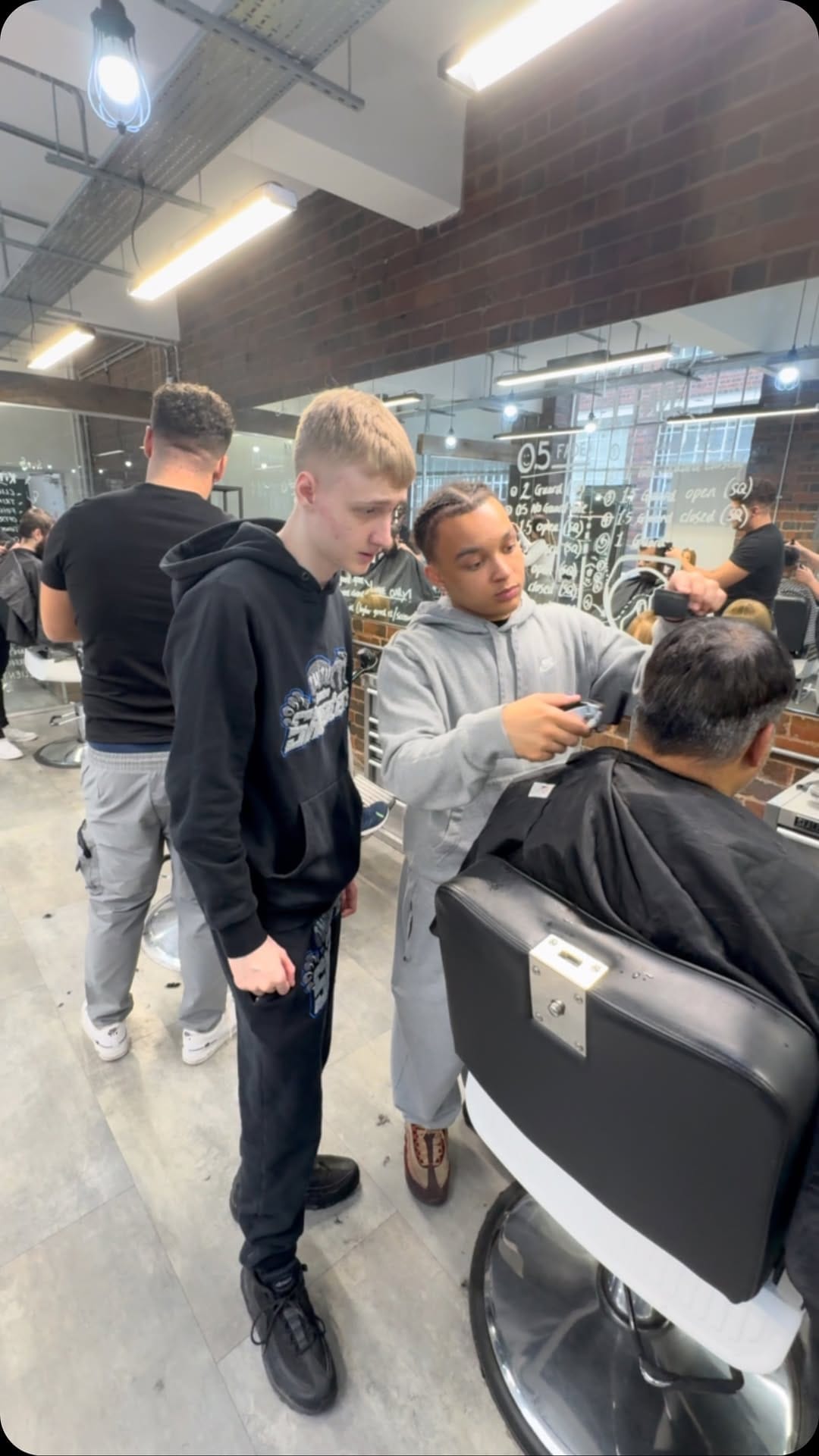 Post 9 by TheQuartersBarberAcademy on Instagram (video)
