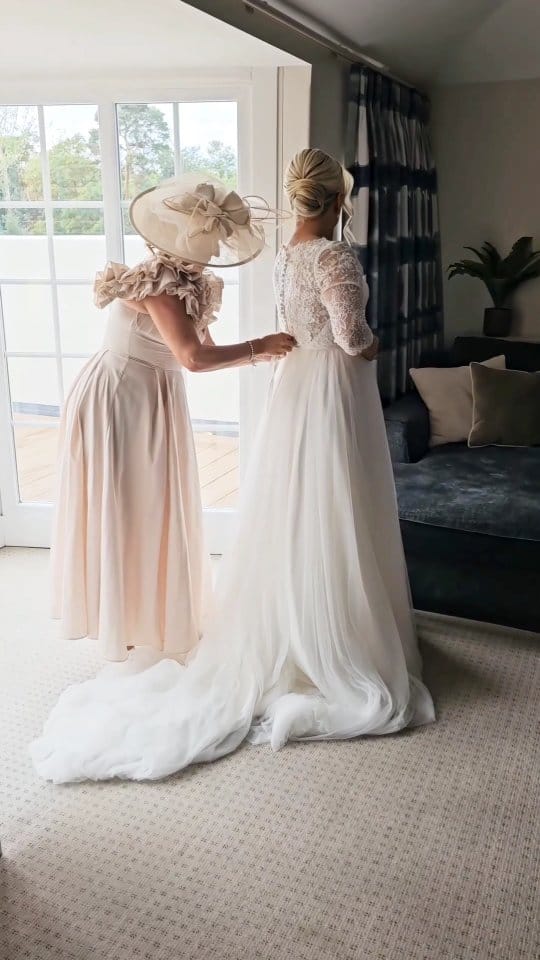 Post 5 by ASHLIE GEORGIOU on Instagram (video)