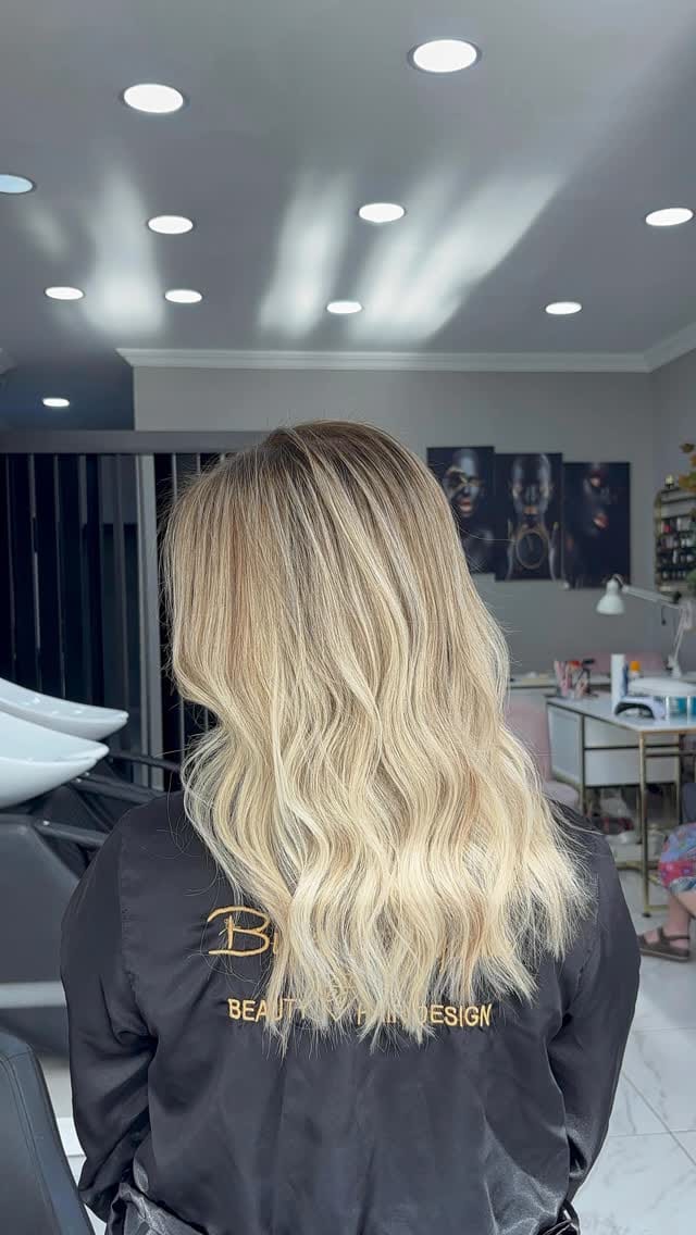 Post 4 by BUKET GÜLYANAR KUAFÖR GÜZELLİK SALONU on Instagram (video)