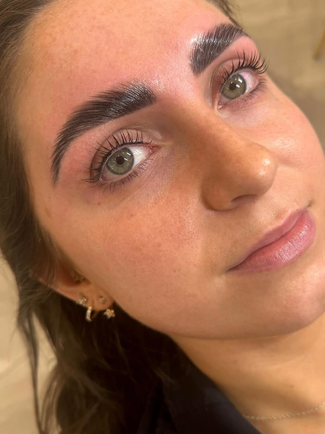 Post 7 by Kimmy Brows on Instagram (image)