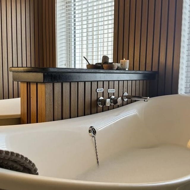 Post 10 by VOYA Seaweed Baths on Instagram (image)