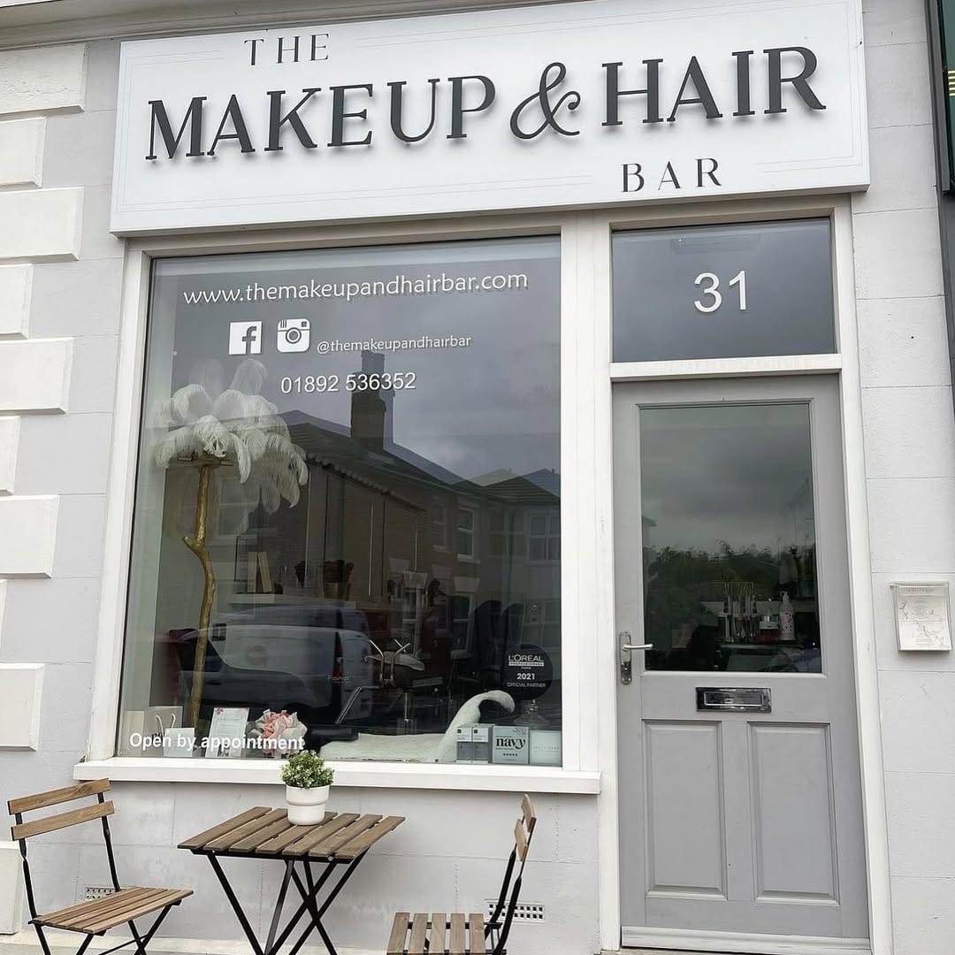 Post 10 by THE MAKEUP AND HAIR BAR on Instagram (image)