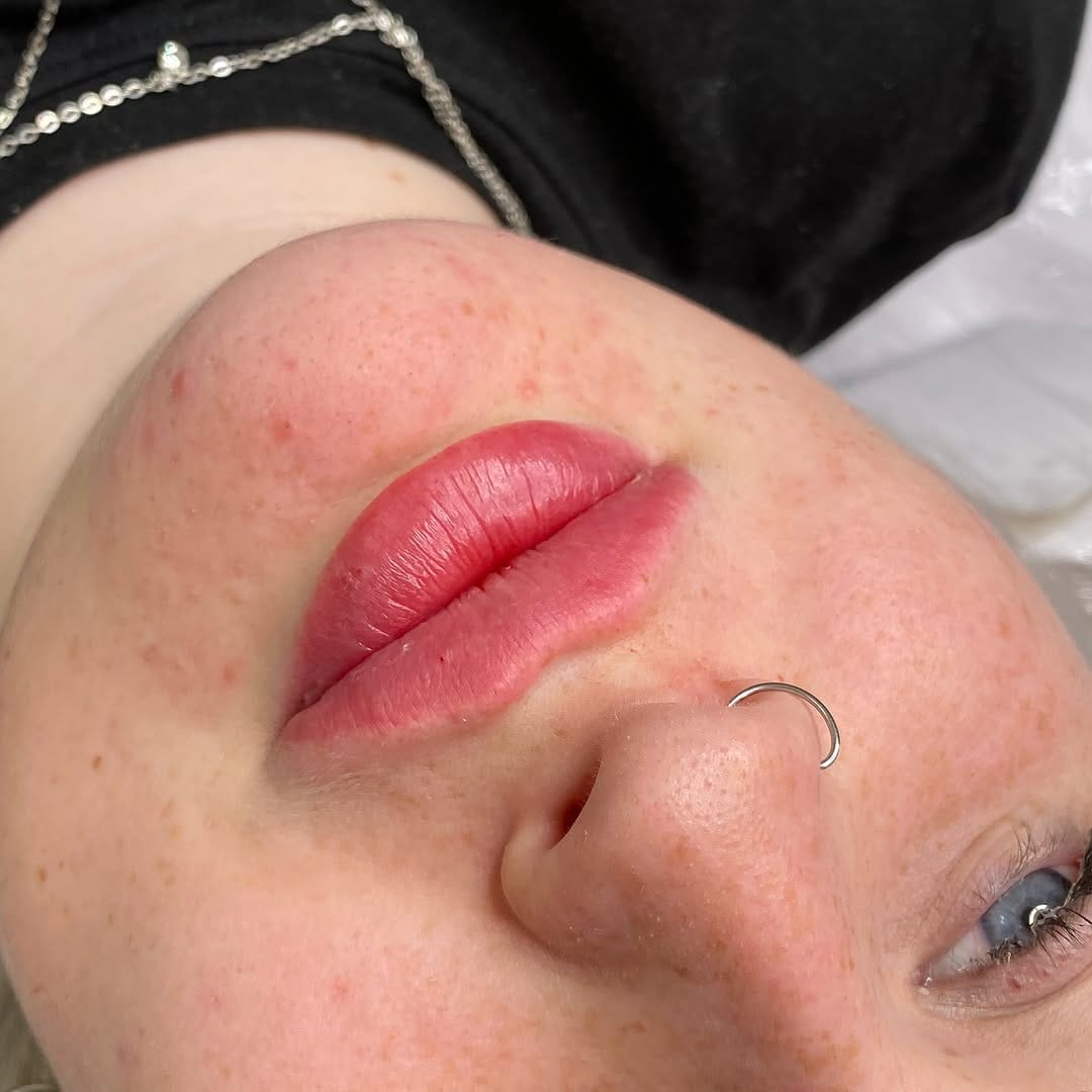 Post 8 by OLIVIA ALICE - SKIN | LASH | AESTHETICS & BROWS - NOTTINGHAM on Instagram (image)