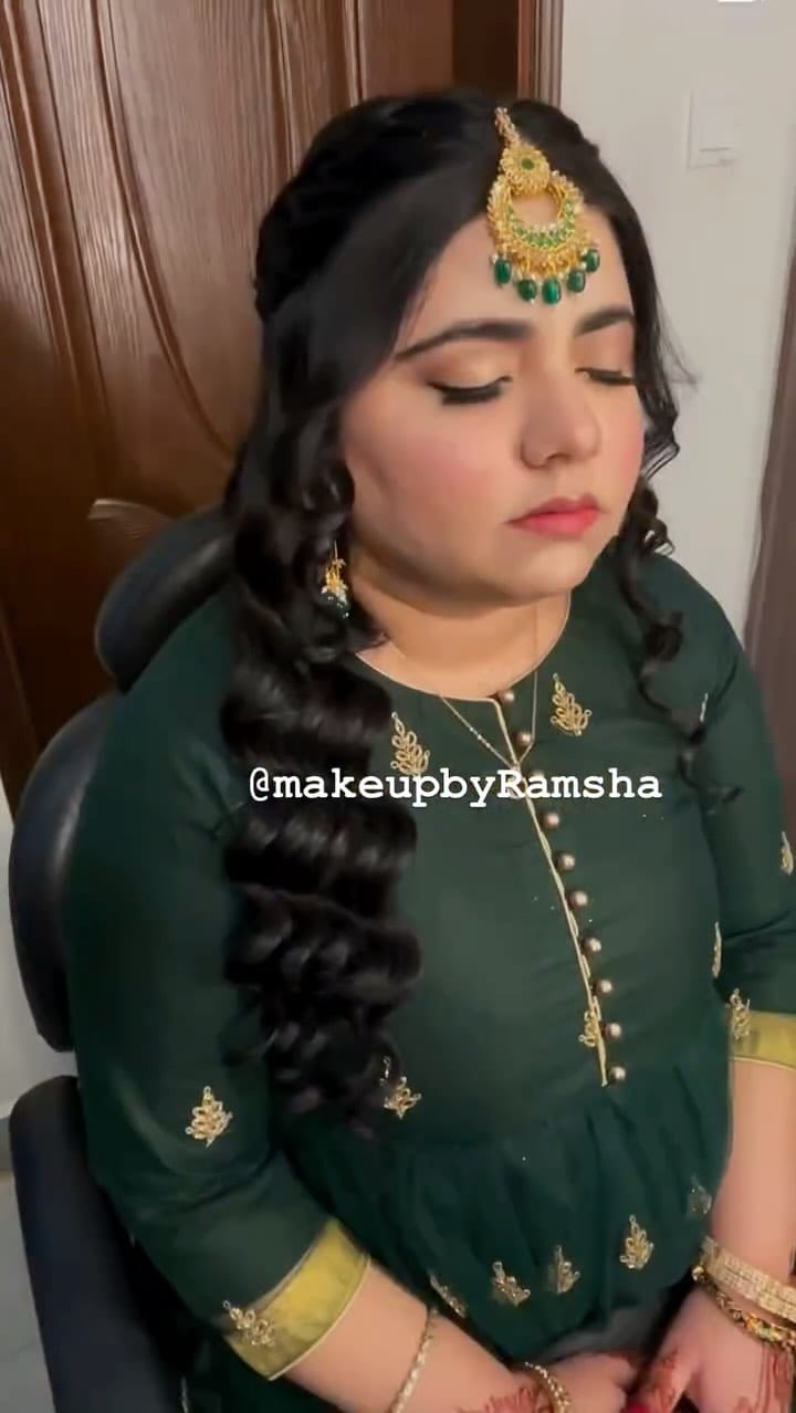 Post 2 by Ramsha on Instagram (video)