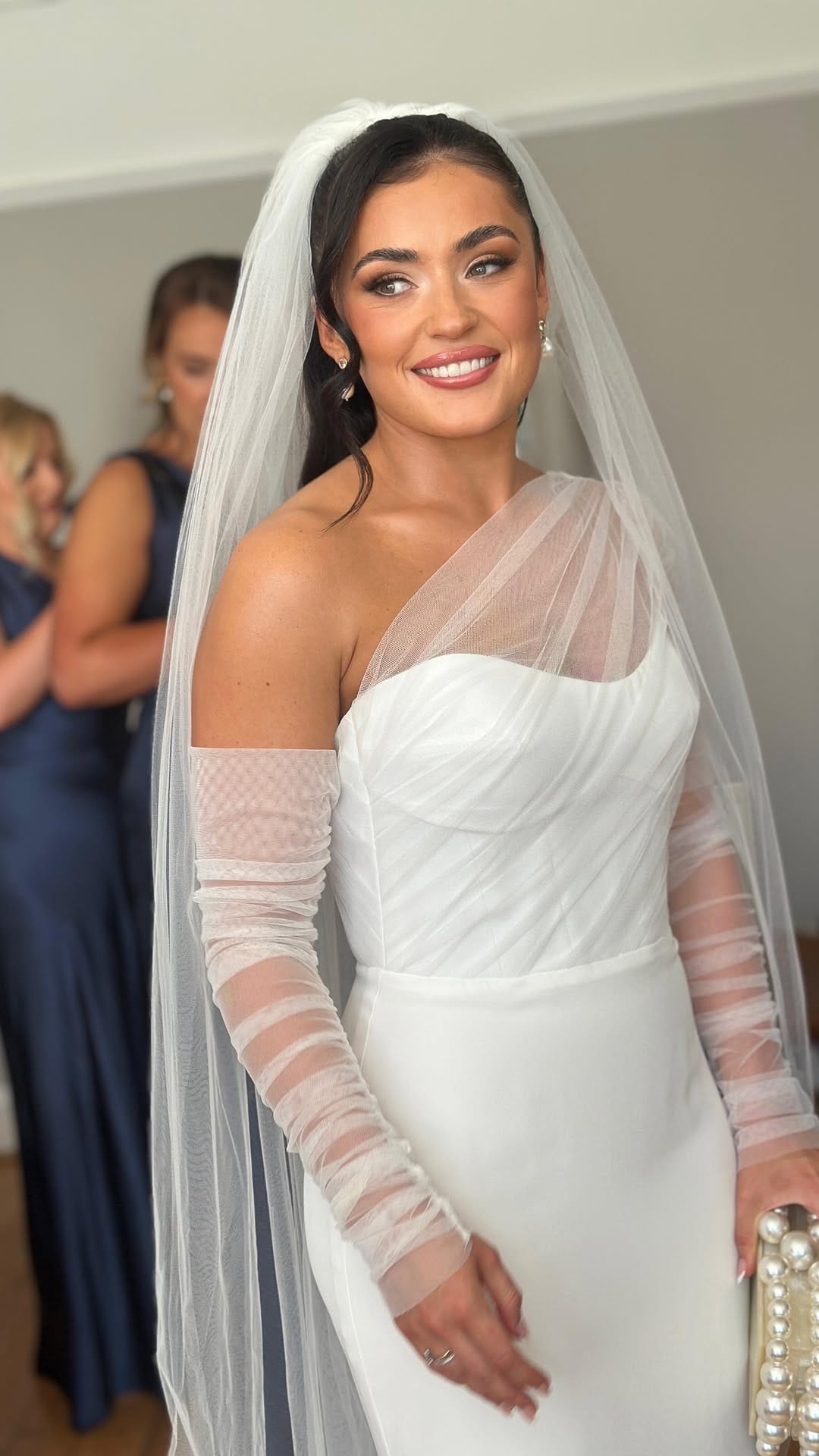 Post 9 by Bridal & Events Makeup Artist 🇮🇪 🇬🇧 on Instagram (video)