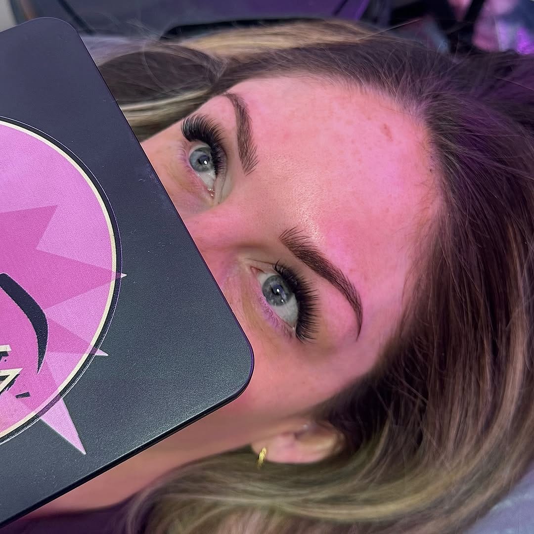 Post 3 by UNBELIEVA’BROW - SPMU ARTIST|MICROBLADING|LEMONBOTTLE on Instagram (image)