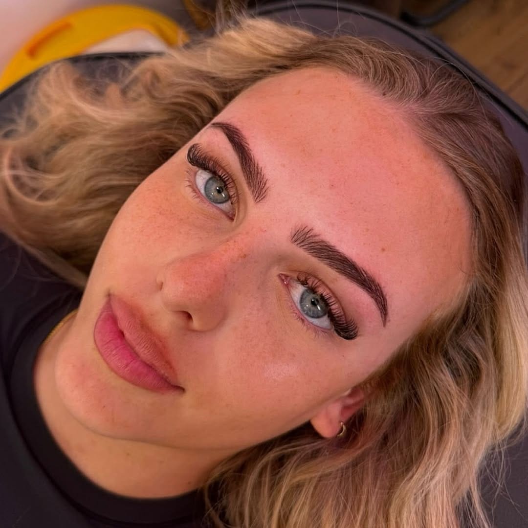Post 8 by UNBELIEVA’BROW - SPMU ARTIST|MICROBLADING|LEMONBOTTLE on Instagram (image)