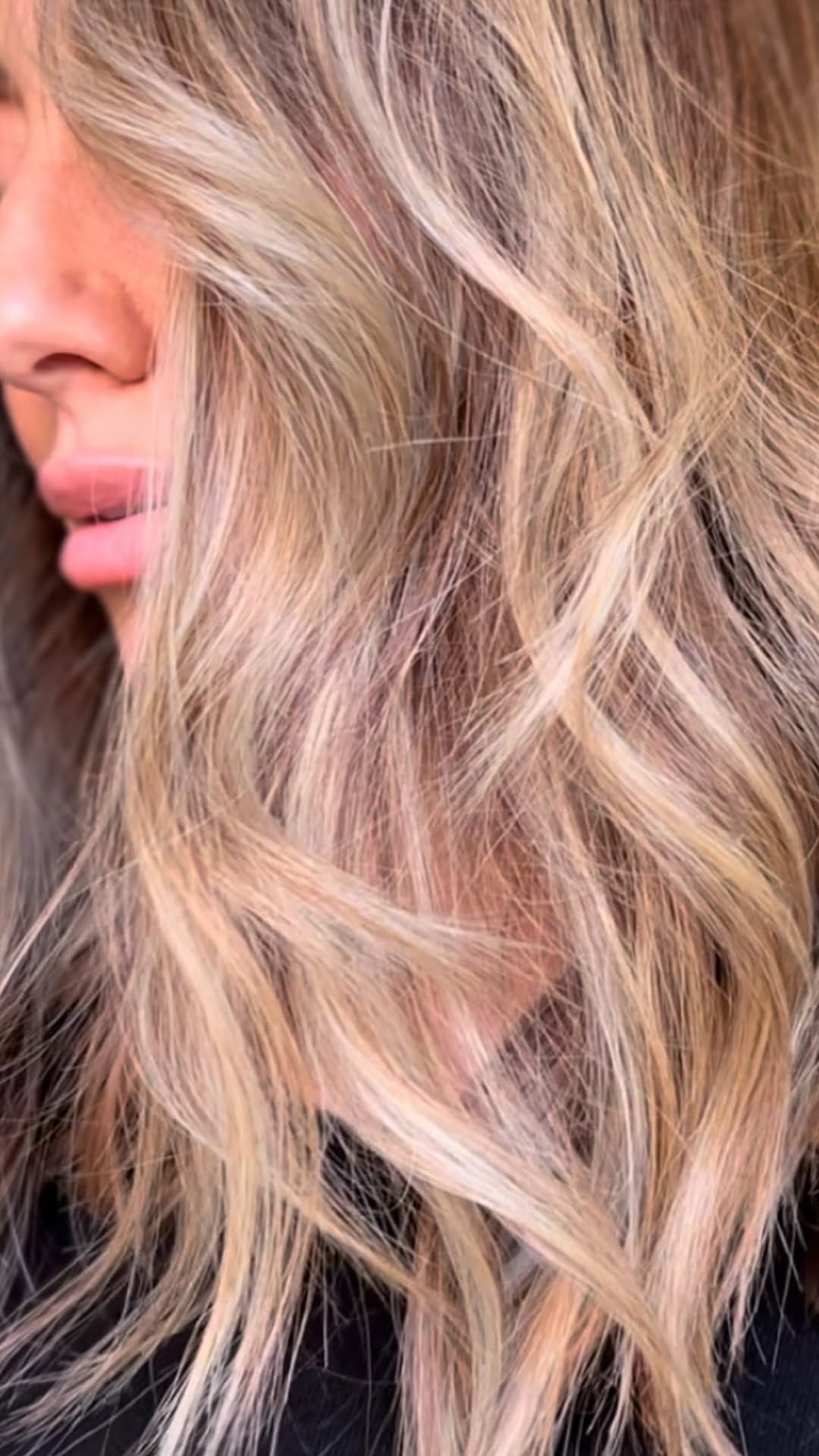 Post 6 by Raquel | HAIR COLORIST on Instagram (video)
