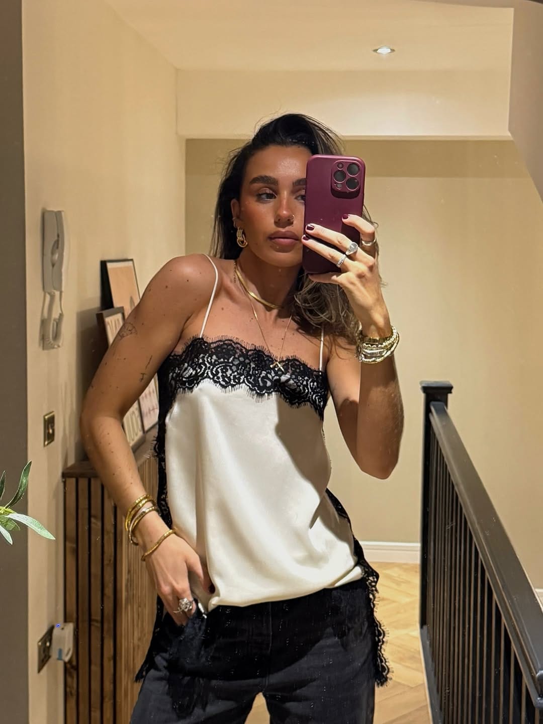 Post 10 by FLORENCE BALAYAGE + BLONDING SPECIALIST on Instagram (carousel)