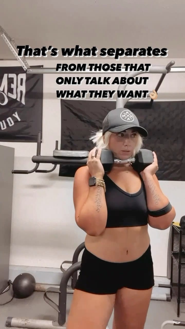 Post 4 by Chelsea on Instagram (video)