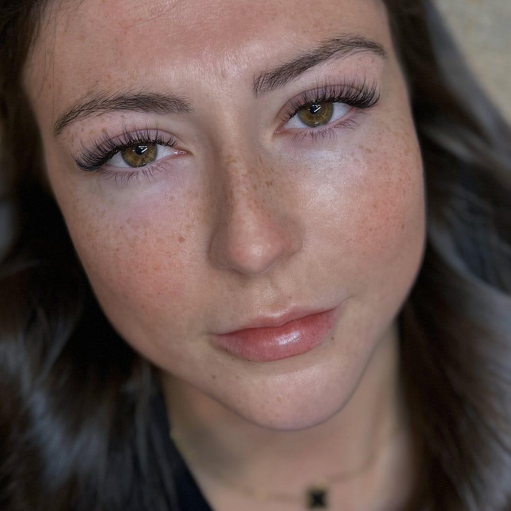 Post 4 by 𝐒𝐇𝐄𝐅𝐅𝐈𝐄𝐋𝐃 𝐿𝐴𝑆𝐻 𝐴𝑅𝑇𝐼𝑆𝑇 (Currently not taking on new clients) on Instagram (carousel)