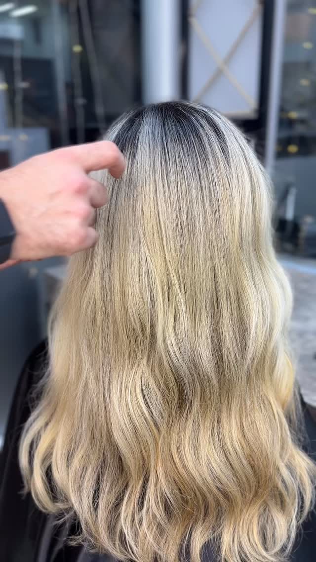 Post 9 by Kuaför Emre Dilekci on Instagram (video)