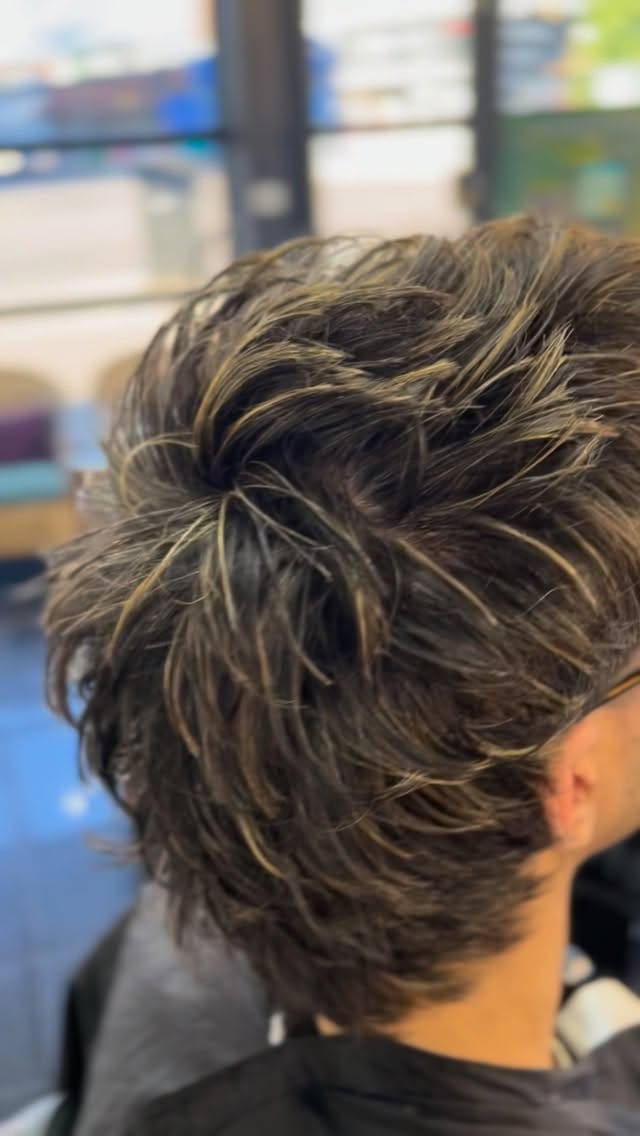 Post 3 by 𝚁𝙾𝙱𝙴𝚁𝚃 𝙱𝙴𝙻𝙻 𝚂𝙰𝙻𝙾𝙽 on Instagram (video)