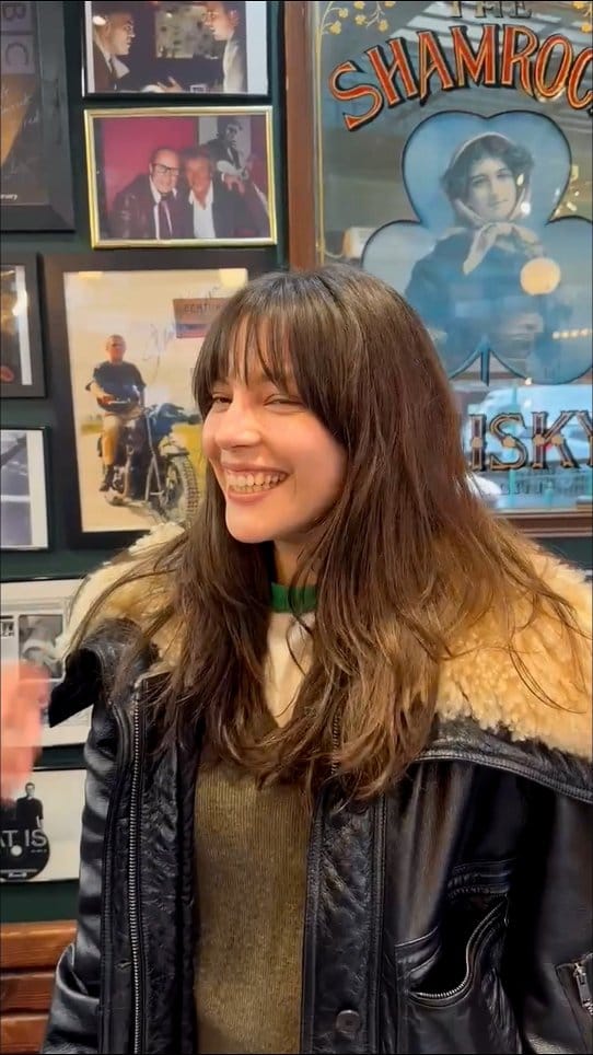 Post 2 by 𝚁𝙾𝙱𝙴𝚁𝚃 𝙱𝙴𝙻𝙻 𝚂𝙰𝙻𝙾𝙽 on Instagram (video)