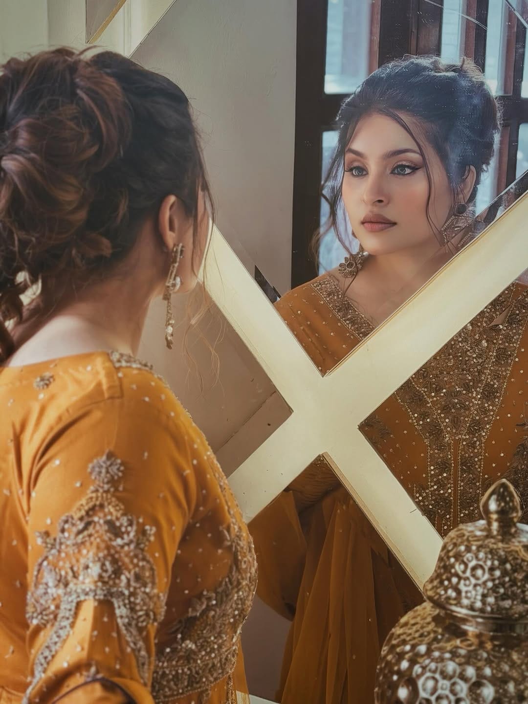 Post 2 by Zainab Taha | MAKEUP ARTIST | Educator at PIVOT-POINT on Instagram (carousel)