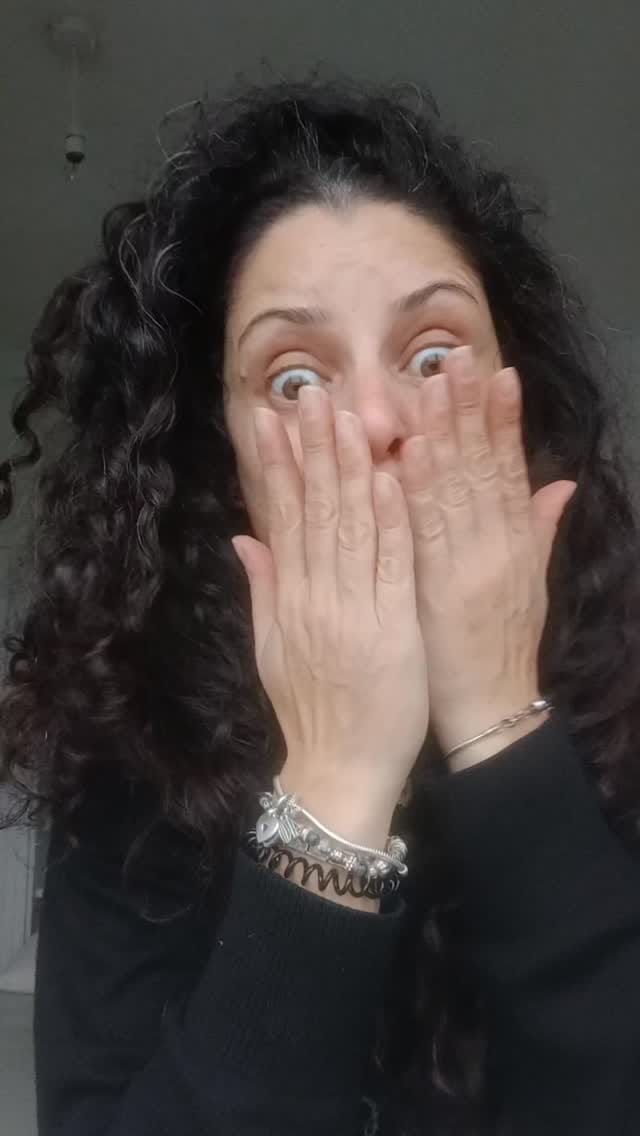 Post 4 by MoYou-London on Instagram (video)