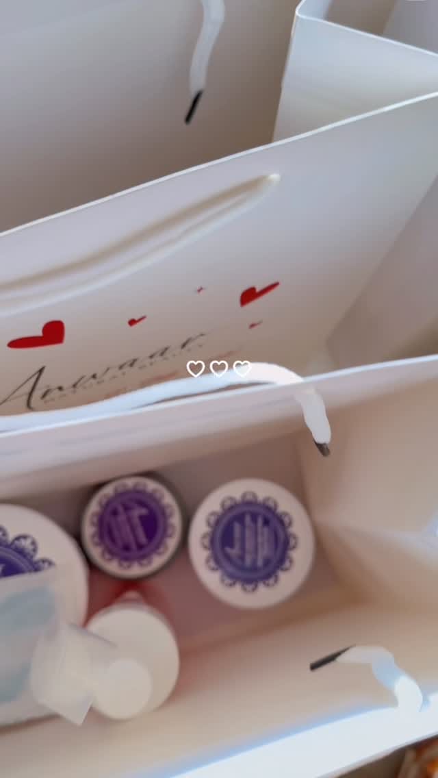 Post 7 by ANWAAR NATURAL BEAUTY on Instagram (video)