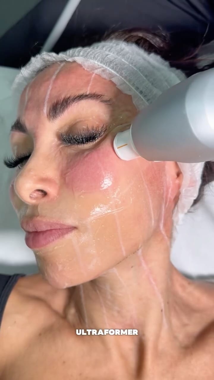 Post 4 by DrMediSpa Winner Best Clinic Group UK on Instagram (video)