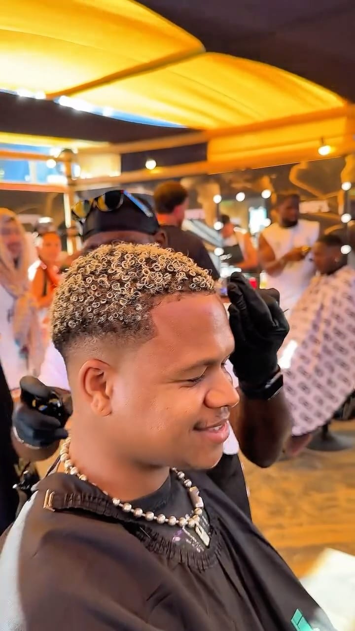 Post 2 by ZOUSZ on Instagram (video)