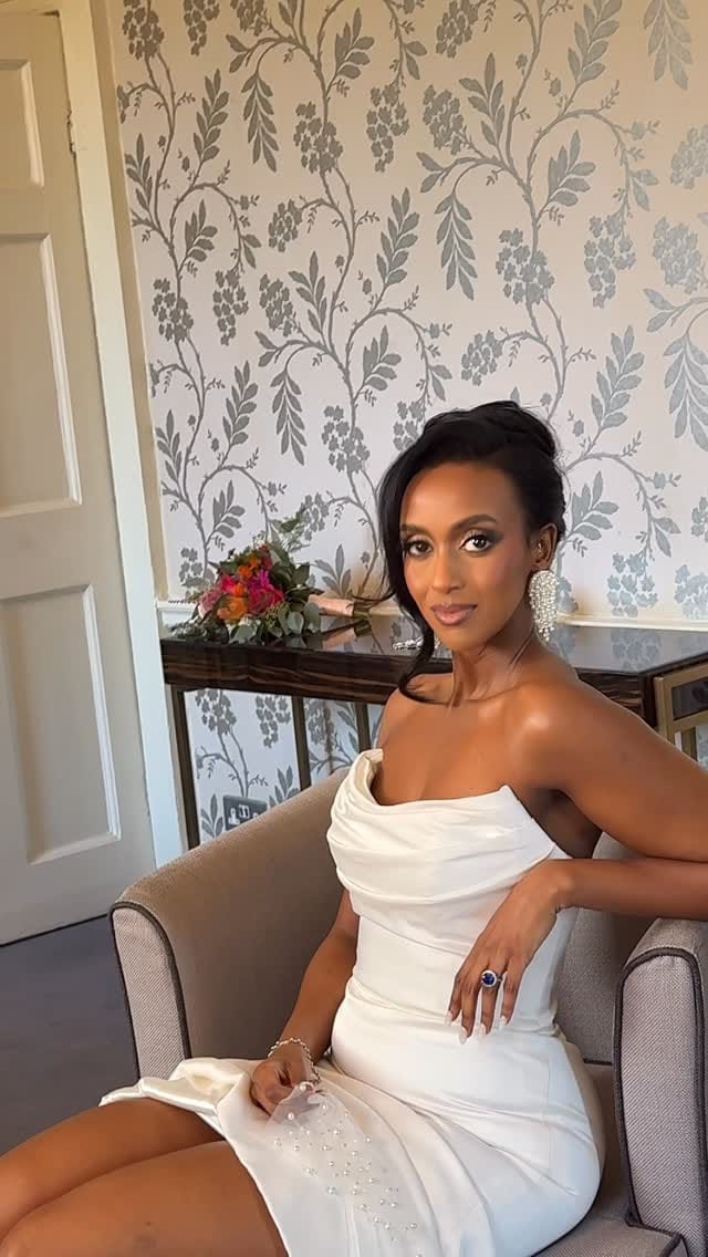 Post 5 by FlawlessHalf on Instagram (video)