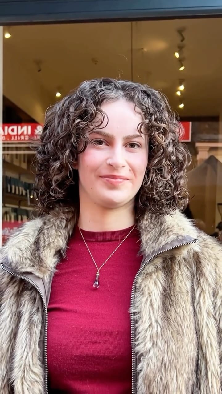 Post 2 by Unruly Curls on Instagram (video)