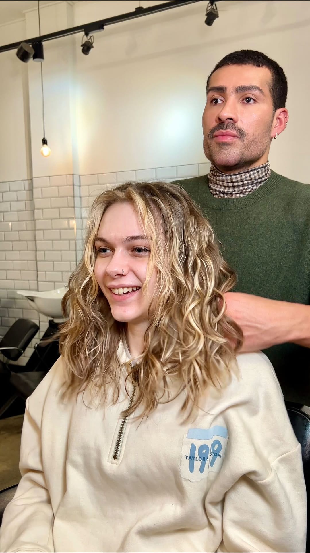 Post 1 by Unruly Curls on Instagram (video)