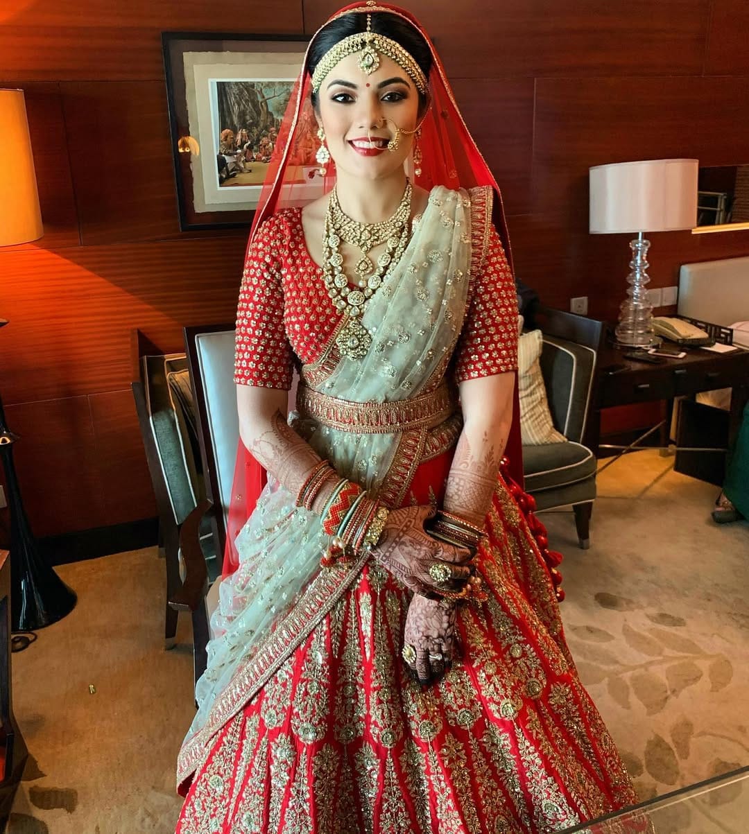 Post 9 by Avantika Kapur Makeovers on Instagram (image)