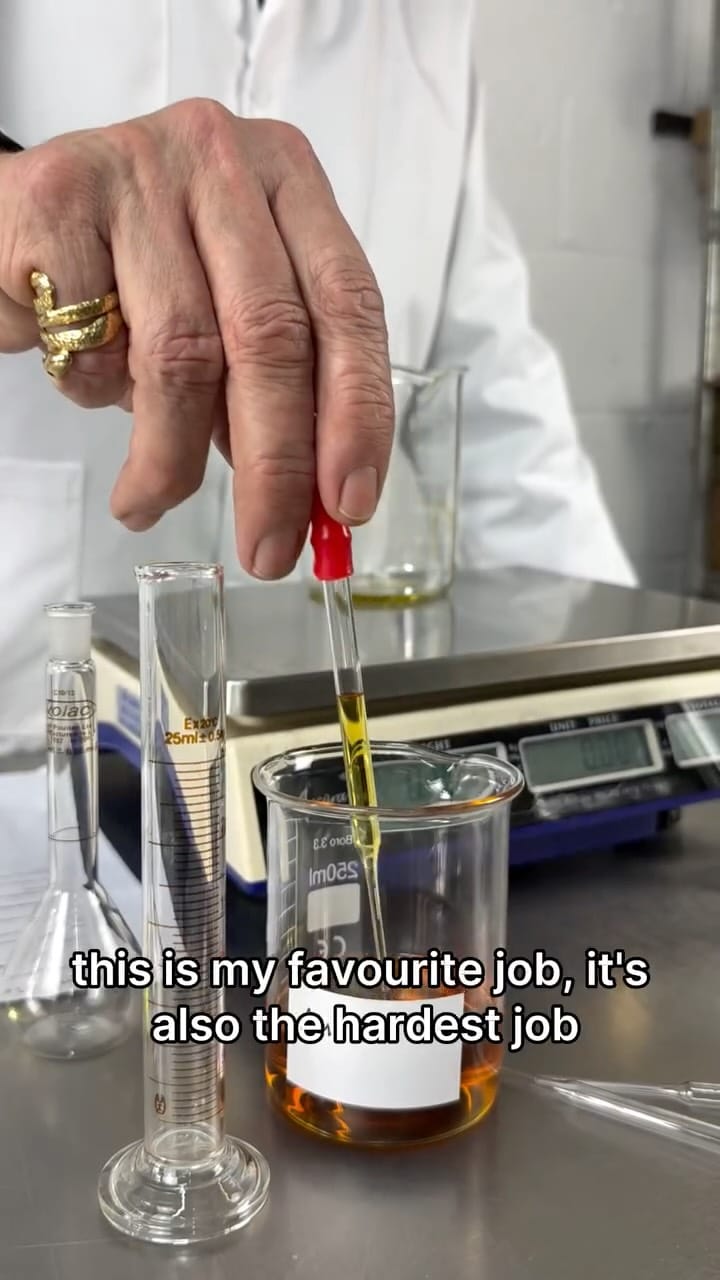 Post 4 by Edinburgh Natural Skincare on Instagram (video)