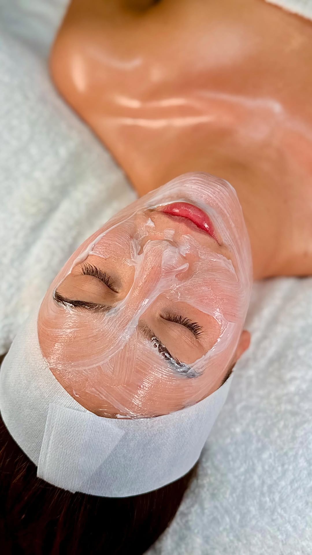 Post 3 by Skin Clinic And Skin Academy Manchester on Instagram (video)
