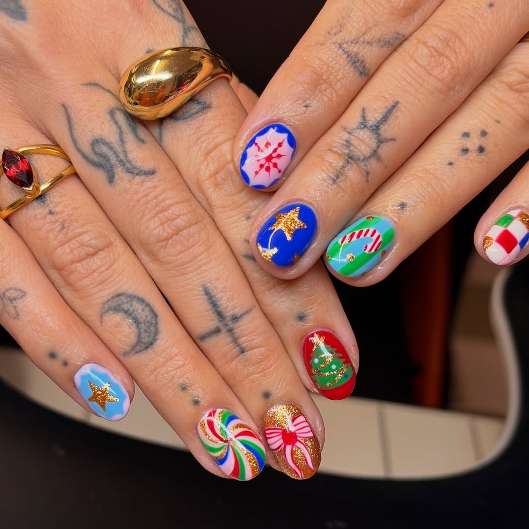 Post 6 by Ella Bella Nails 🌈 (bristol) on Instagram (carousel)