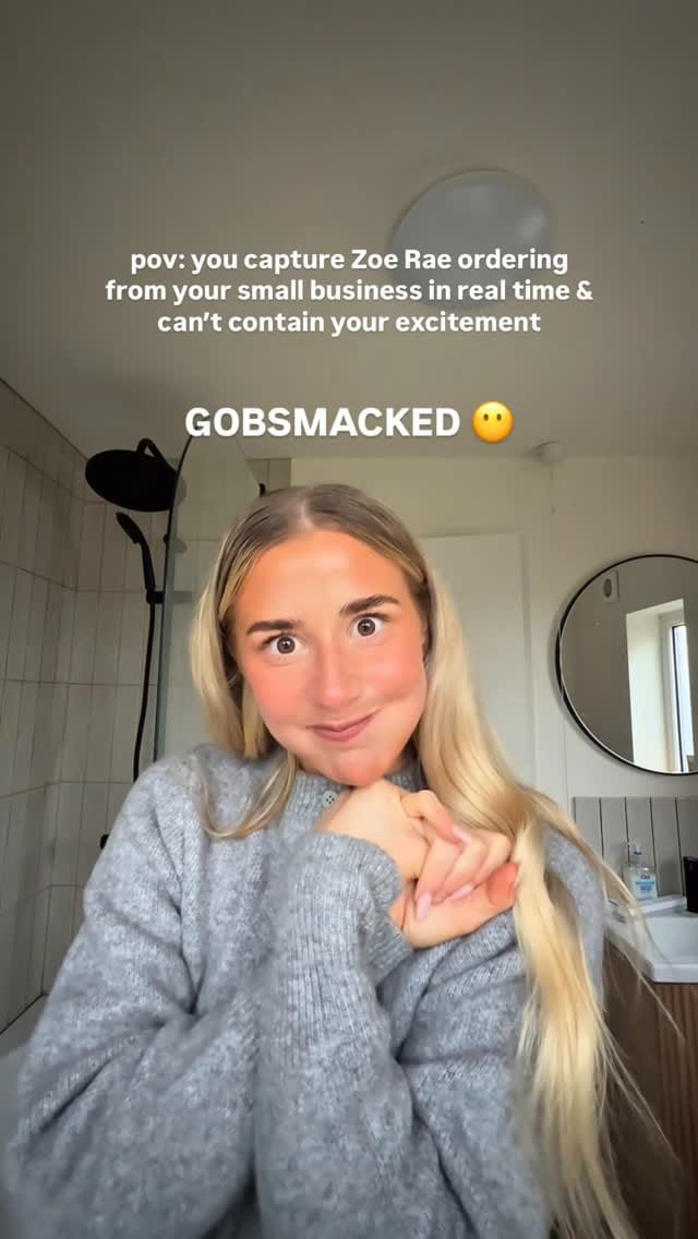 Post 1 by Sunnie Side Skin on Instagram (video)