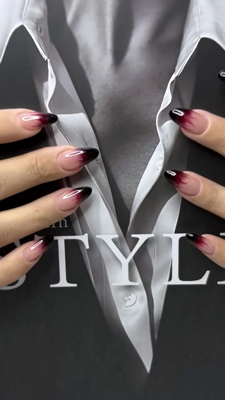 Post 9 by гелевый маникюр Шымкент💅🏻💎 on Instagram (video)