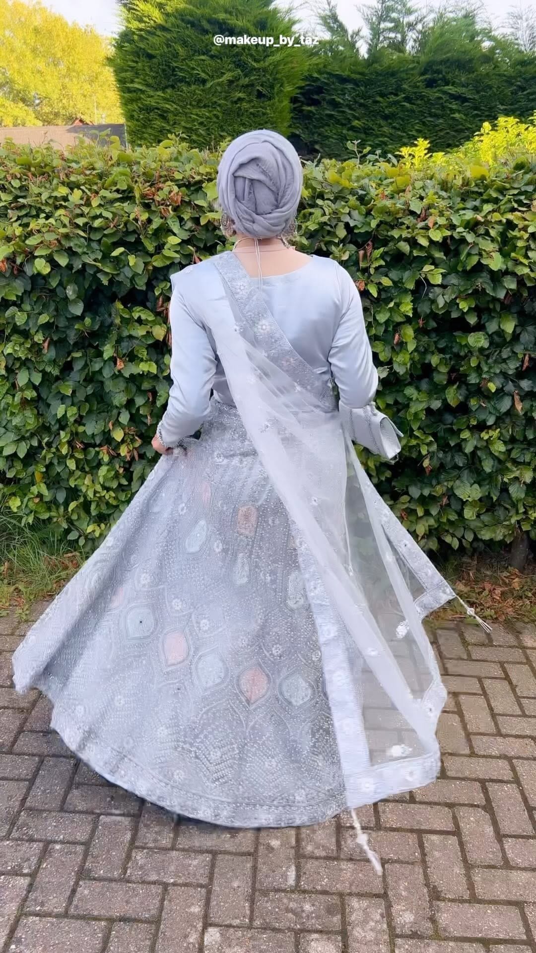Post 8 by Thas Sahi on Instagram (video)