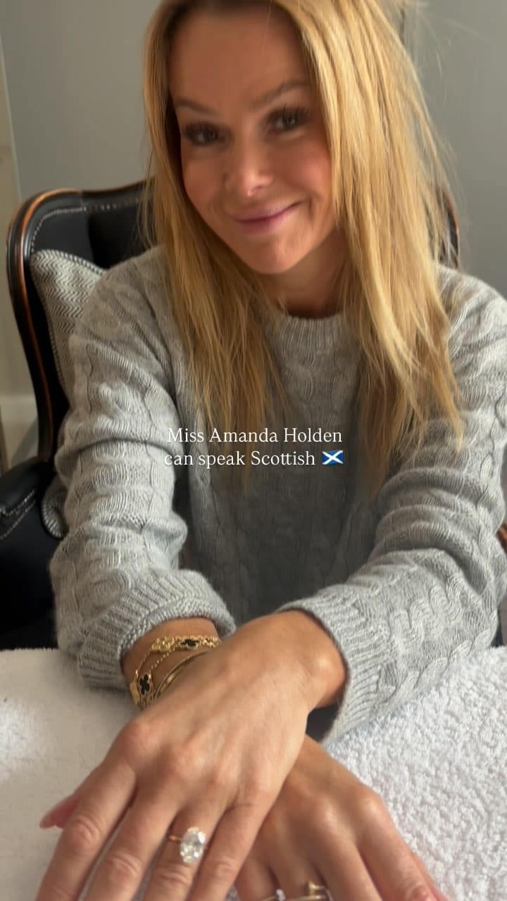 Post 10 by Nina Szarama NE on Instagram (video)