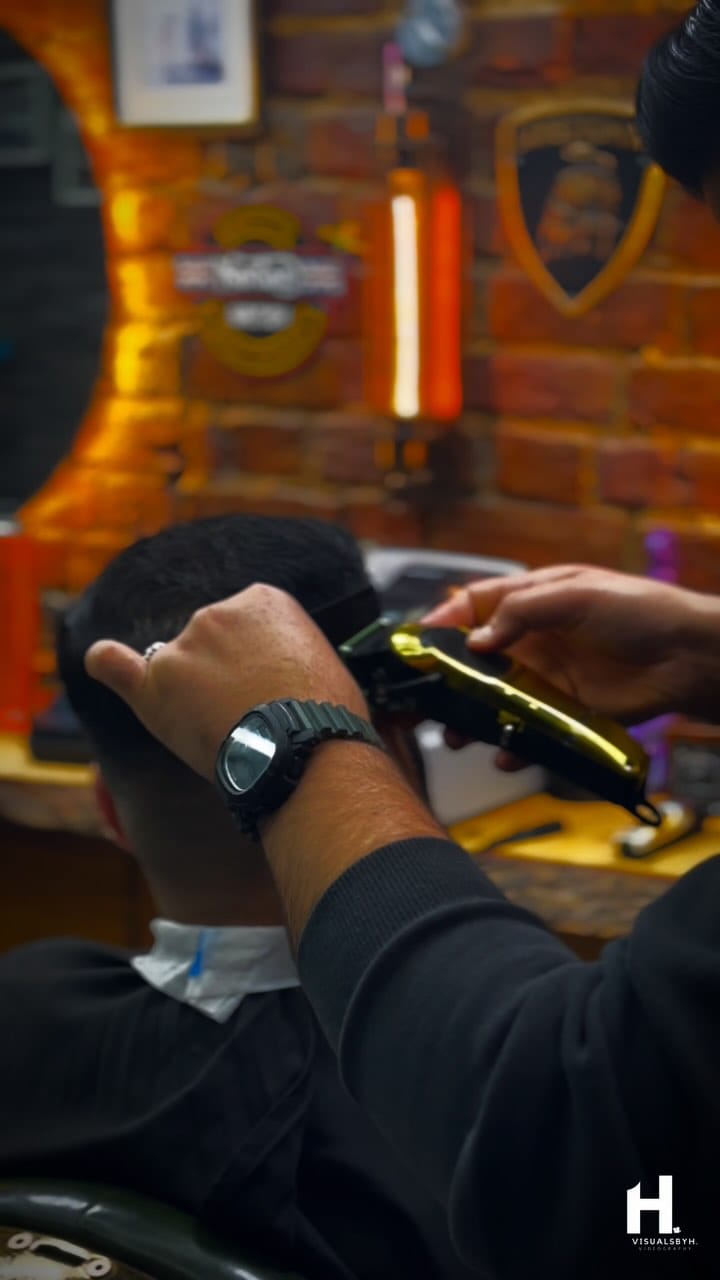 Post 10 by FG Barbers on Instagram (video)