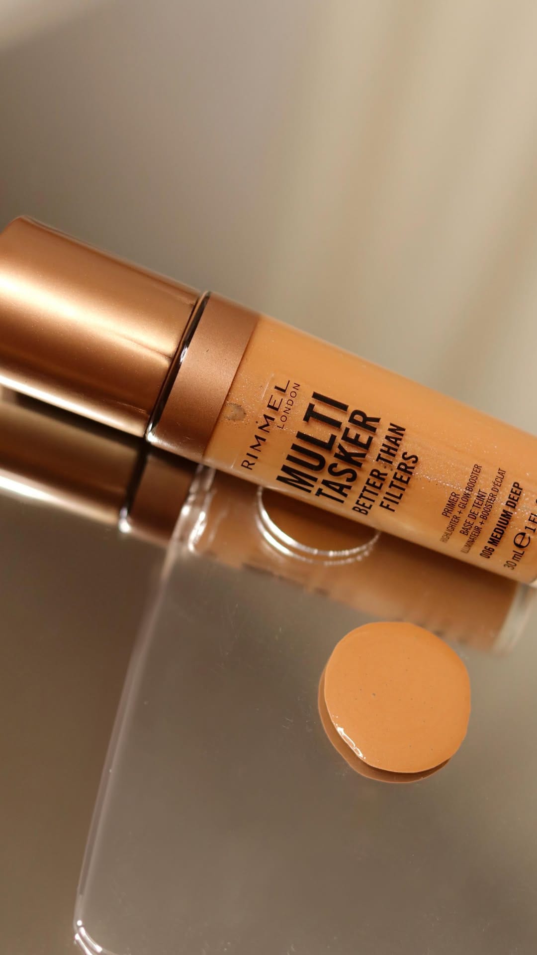 Post 1 by Rimmel London SA on Instagram (video)