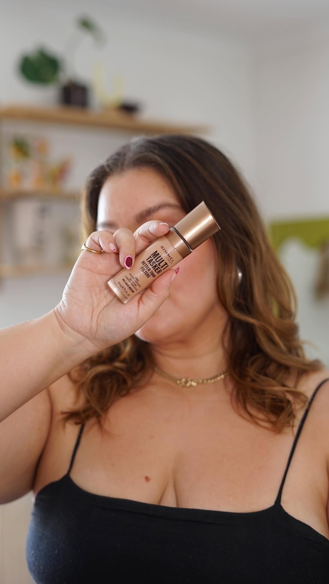 Post 2 by Rimmel London SA on Instagram (video)