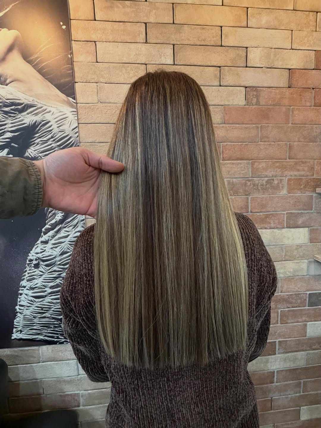 Post 9 by Felove Friseur Elnur on Instagram (image)