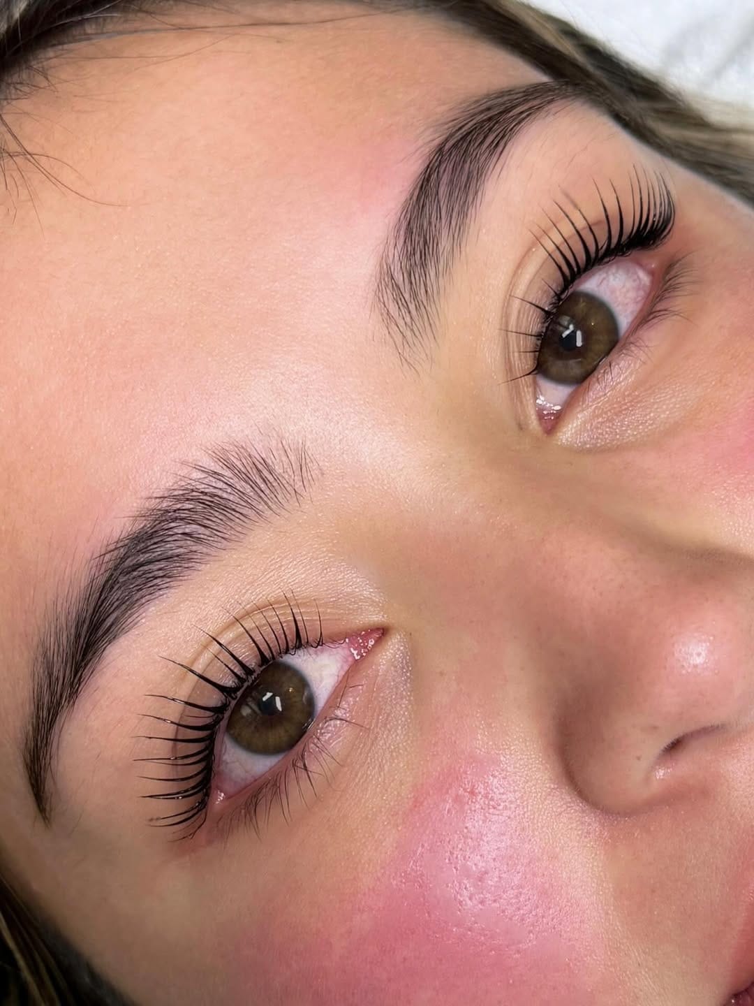 Post 3 by Elegant Lashes by Katie on Instagram (image)